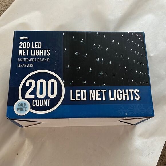200 LED Net Lights - Picture 1 of 4